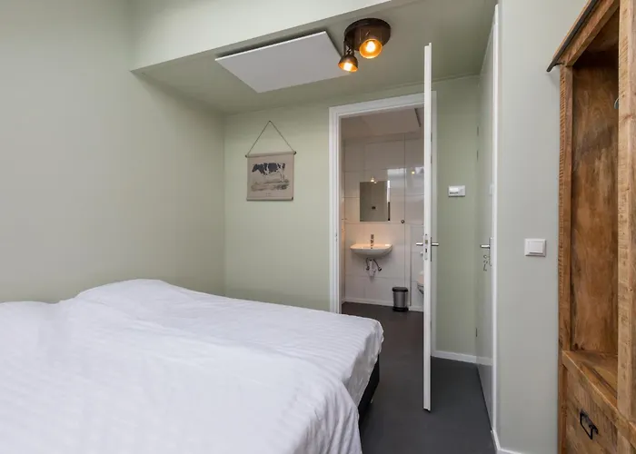 Vakantiehuis: Vakantiehuis 6 en 12 personen, Vroondijk in Vrouwenpolder